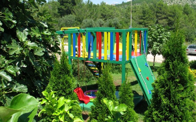 Standard Studio with terrace/balcony (2 Adults)