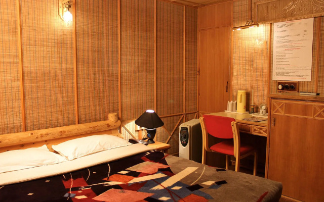 Hotel Snow King Retreat