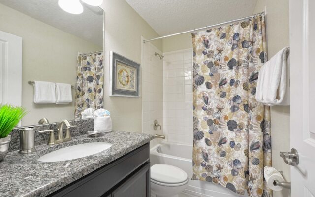 Storey Lake-6 Bedroom Pool Home- 1652ST