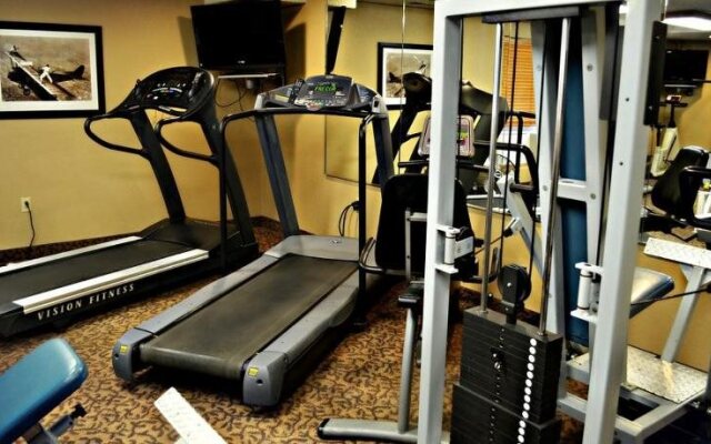 Fossil Creek Hotel And Suites