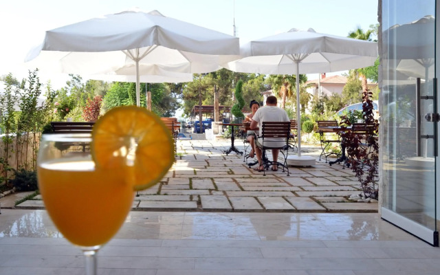 Arnna Hotel