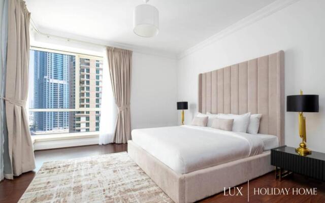 LUX - Ultimate Marina View Deluxe Suite