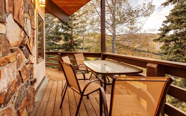 Abode At Ontario Lodge