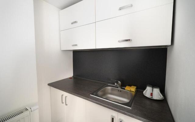 Leone Penzion&Restaurant