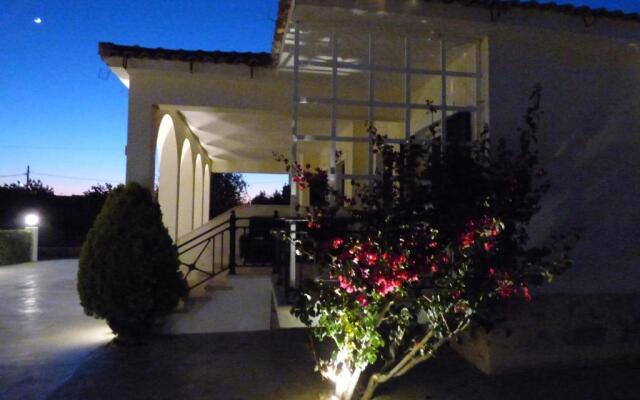 AGIOS LEON Apartment 3