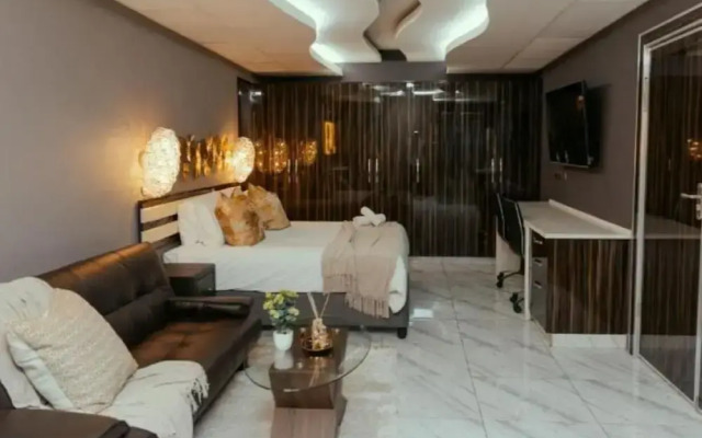 William Nicol Apartments by Monte La Vue