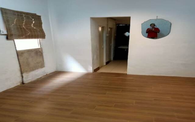 OYO 90971 Pollock Homestay