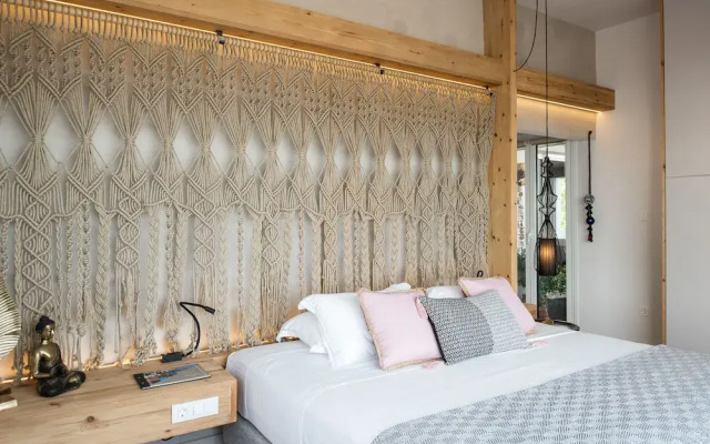 Domus Aqua, Member of Domus Elegance Collection