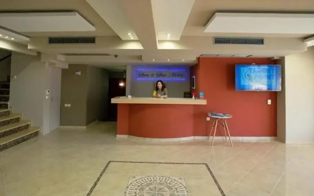 Sun & Sea Luxury Hotel