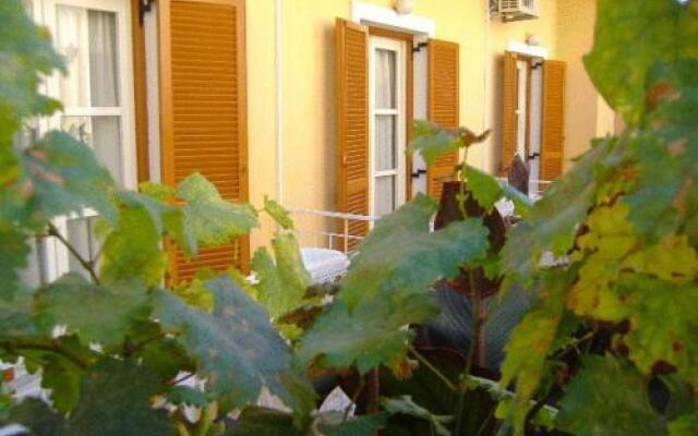 Aparthotel 3 stars Kavos
