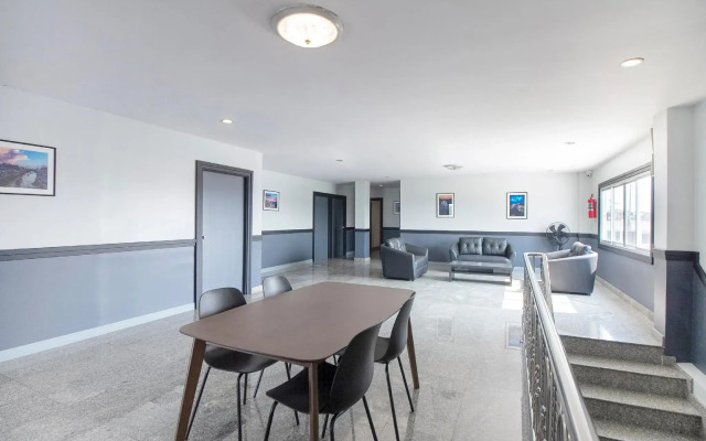 OYO 664 Nara Hotel Restaurant and Bar