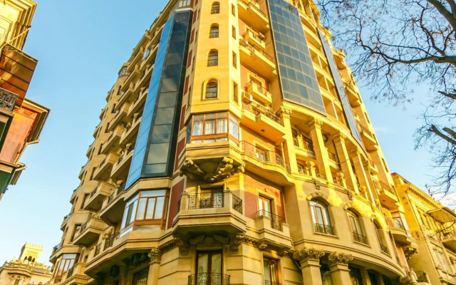 Sheikh Apartment in Baku