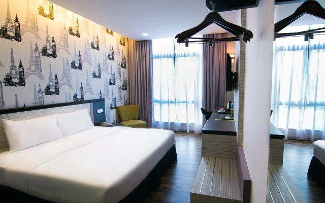 Indra Hotel - Boutique Suites