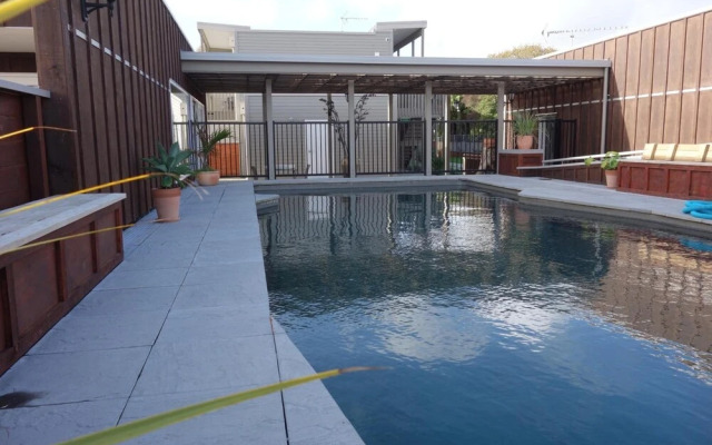 Parakai Springs Lodge