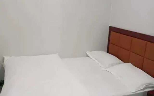 Bincheng Business Hotel
