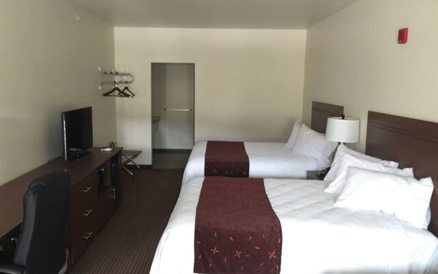 Yellowstone Big Rock Inn