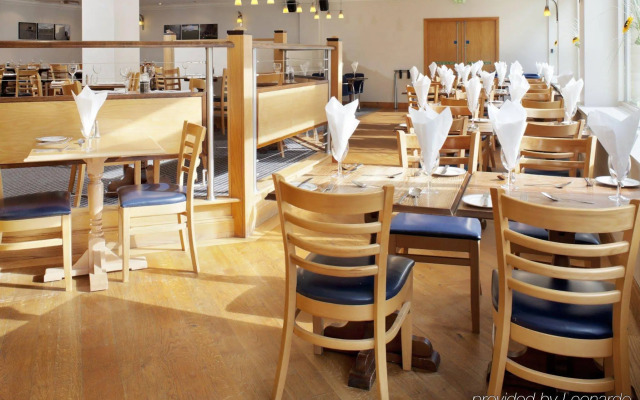 Holiday Inn Swindon by IHG