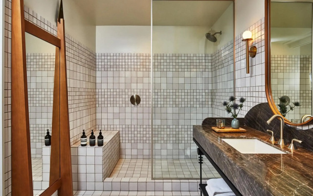 Downtown Los Angeles Proper Hotel, a Member of Design Hotels