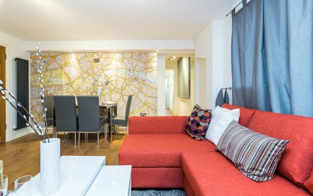 Modern Apartment w/ Balcony by MSS