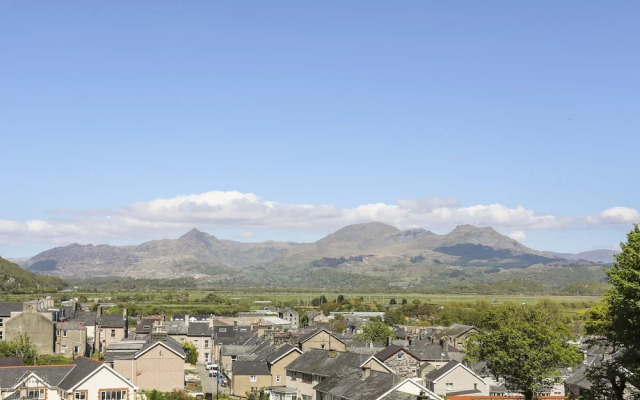Bryn Coed