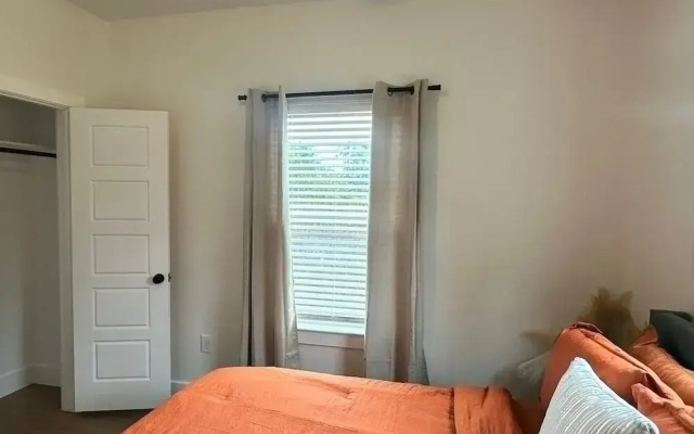 Cozy 3BR Retreat With Yard