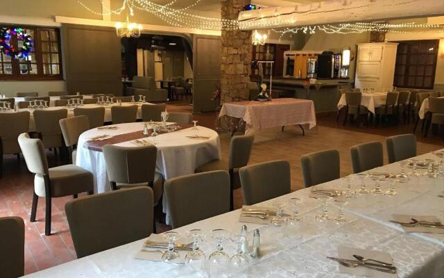 Les Pins Blancs de Provence