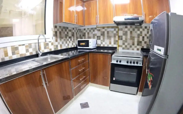 Karama Star Residence (Home Stay)