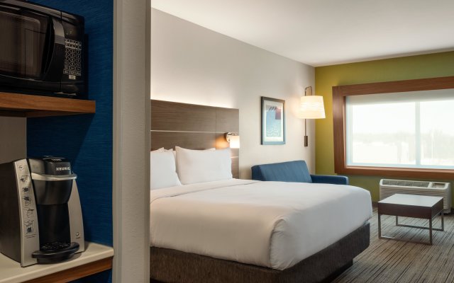 Holiday Inn Express & Suites West Des Moines - Jordan Creek, an IHG Hotel