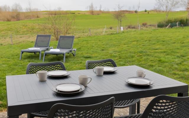 Traditional Holiday Home with 2 Bathrooms Near River Moselle