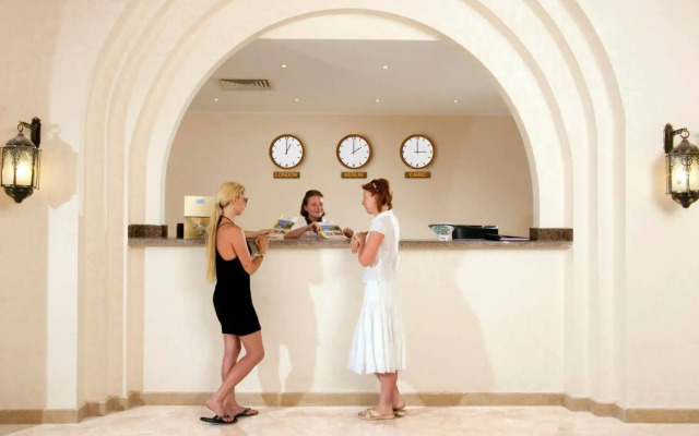 Rohanou Beach Resort