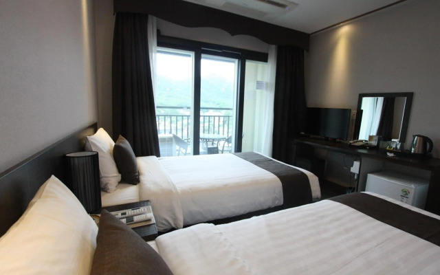 Cs Premier Hotel