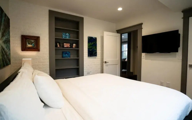 The Wash Park West Residence