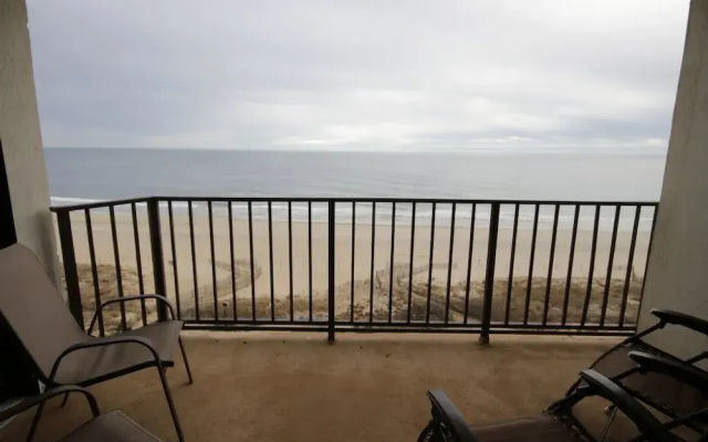 Plaza 712 - 2 Br Condo