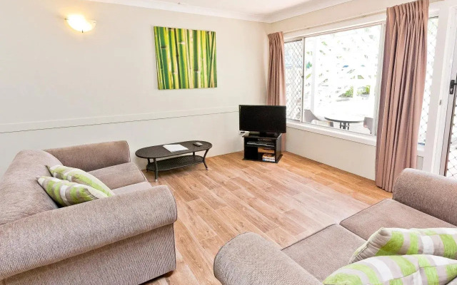 Silver Sands Apartments