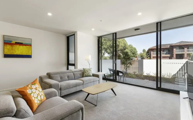 Ellia Doncaster Apartment