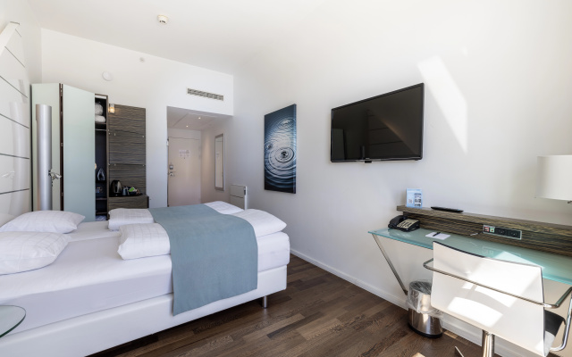 Copenhagen Island Hotel - Image 5