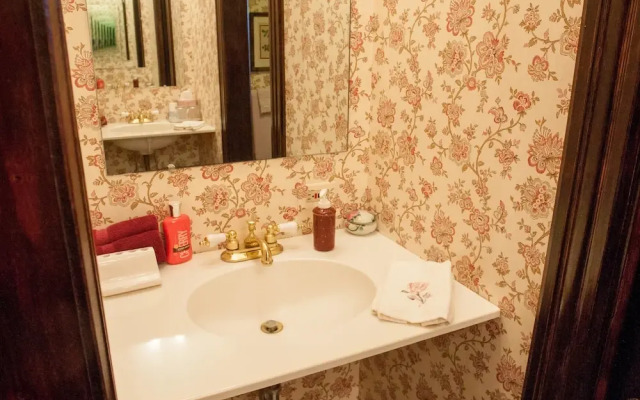 Victorian Rose Garden