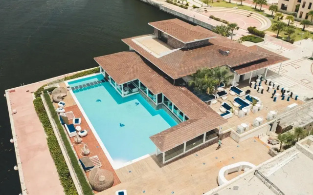 Modern 2BR at Fishing Lodge Ba28