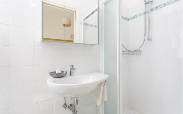 Nicola House La Salina