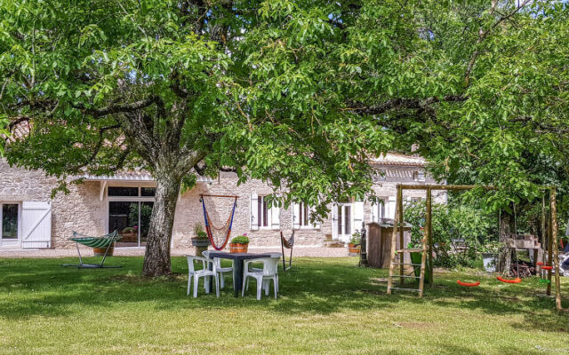 Holiday Home la Raze