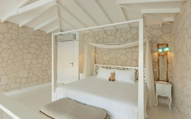 Sabrinas Haus - Adults Only