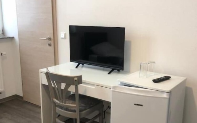 Hotel Vladi