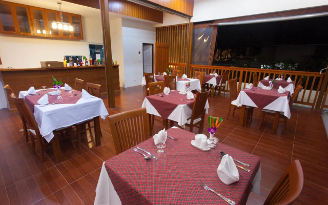 Chalong Princess Pool Villa Resort