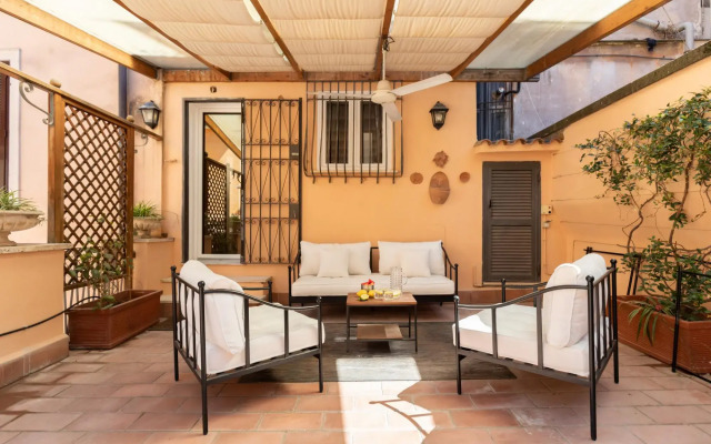 The Pantheon Terrace Experience