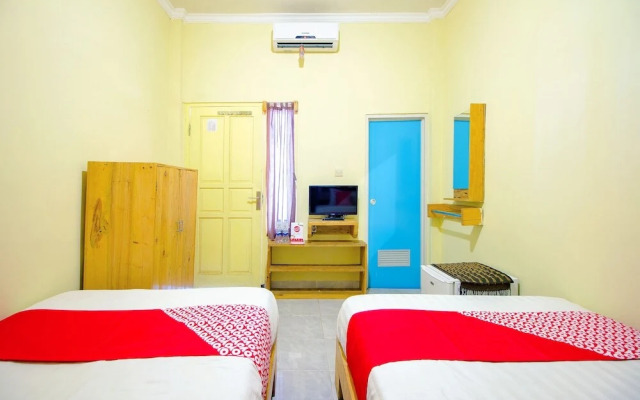 RedDoorz near Amikom Yogyakarta 3