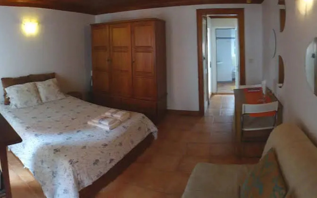 Cozy Apartment in Bairro Alto (Adults Only)