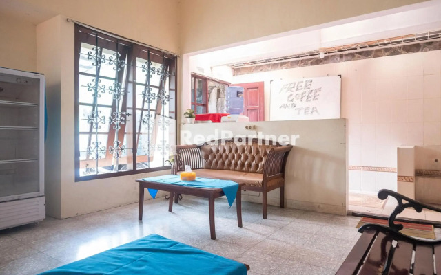 OYO 3892 Athaya Guesthouse Syariah