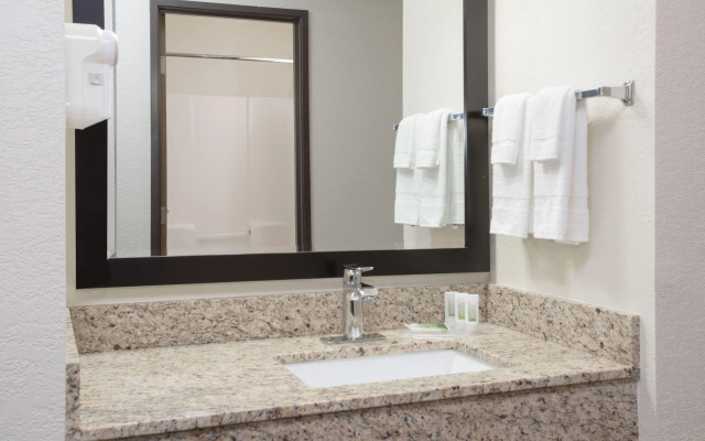 AmericInn by Wyndham Mount Pleasant