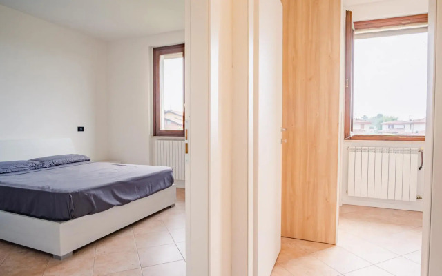 The House in the Vineyard - Italian Homing