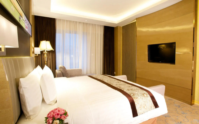 Crowne Plaza Shanghai Noah Square by IHG